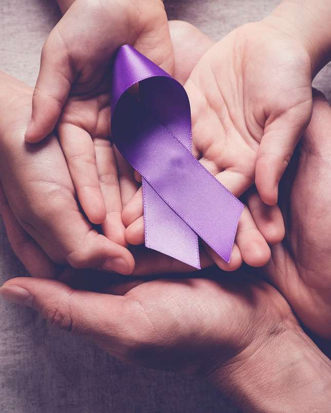 digestive_issues_woman_with_groceries